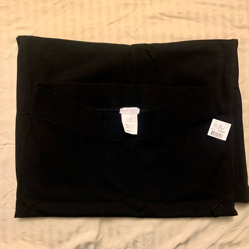 Pea and a Pod long black maternity skirt